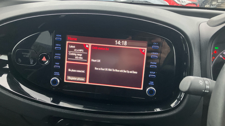 Toyota Aygo X 1.0 VVT-i Edge 5dr Auto Petrol Hatchback